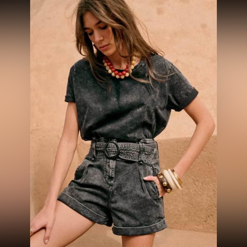 Sézane Rome shorts in faded black denim, 40